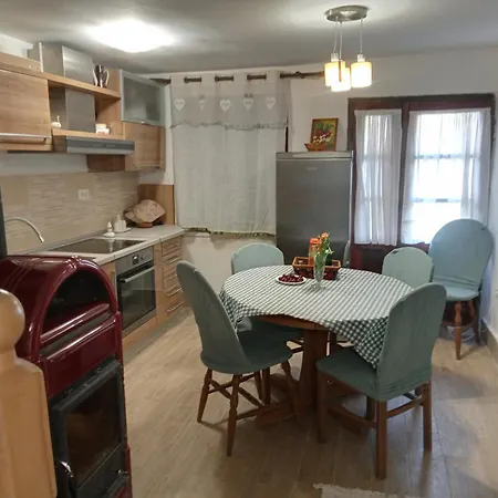 Chalet Kuca Za Odmor Ursa *